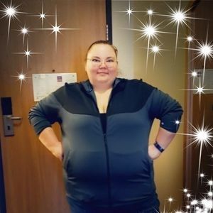 Meet your Posher, Asha